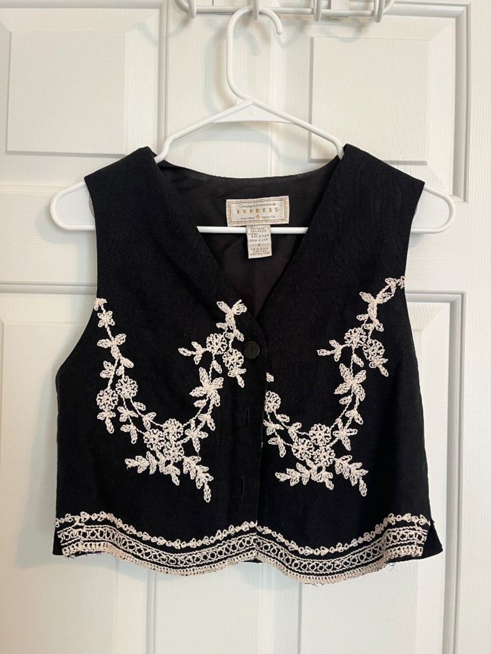 Vintage Express 90s Black Floral Embroidery Cropped Vest Size Small